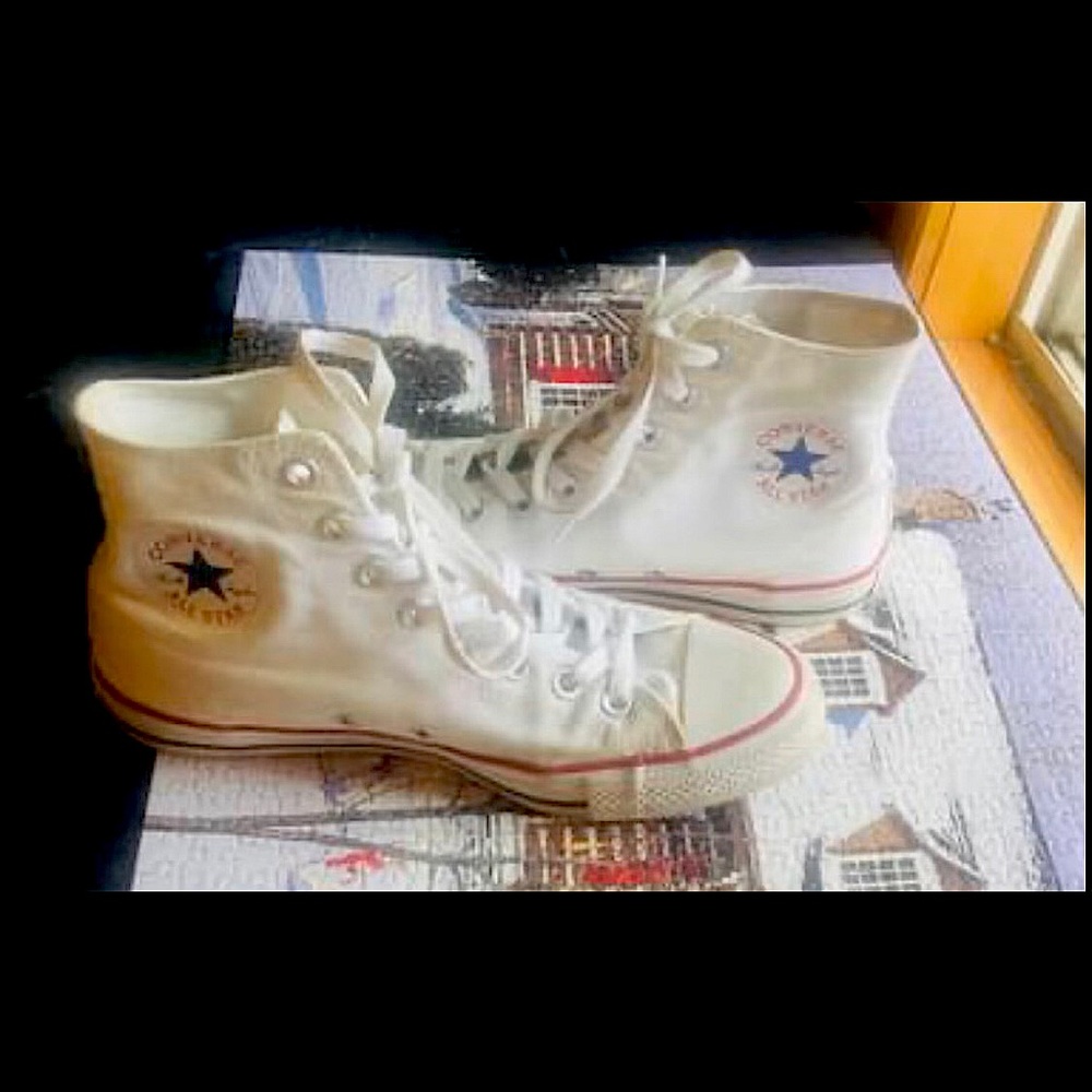 White Converse high top size 10